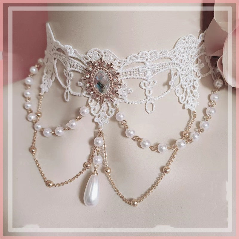 The Versailles Choker