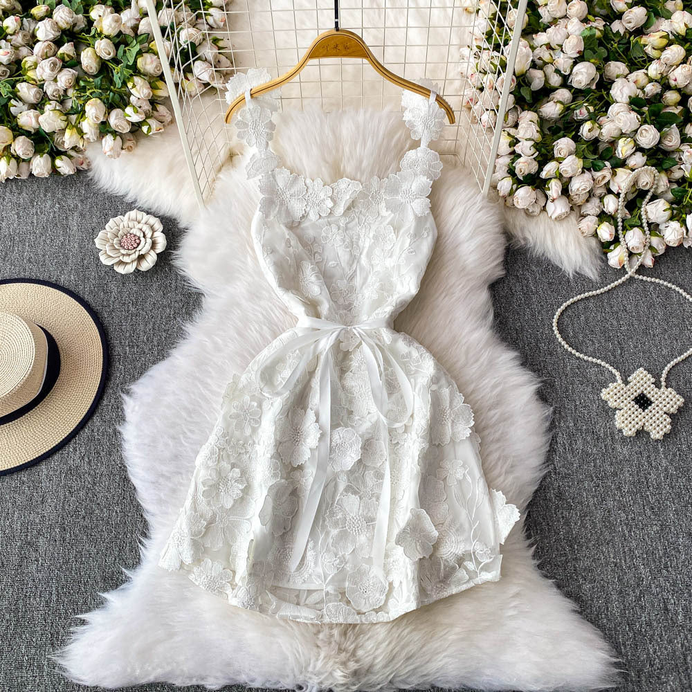Light Luxury High-grade Sense Socialite Elegant Three-dimensional Flower Sling Dress Women's Summer New Waist Slimming Short Skirt